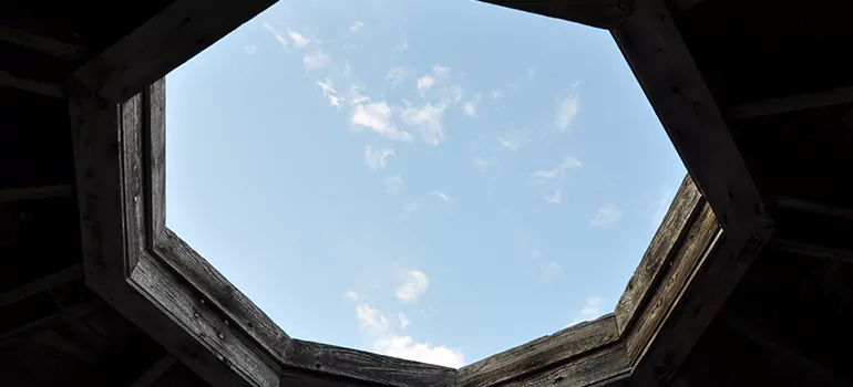 Octagon Window Installation Contractors in Valrico, FL