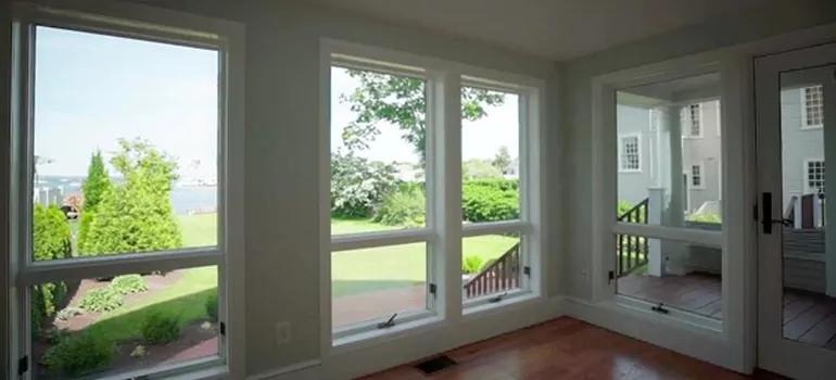 Double-hung Window Repair in Valrico, FL
