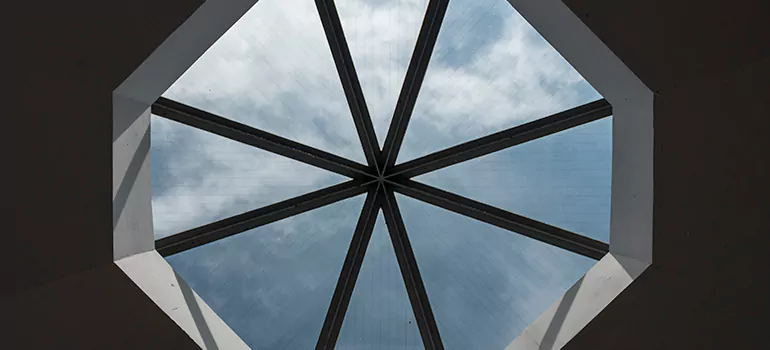 Octagon Window Designs For Homes in Valrico, FL